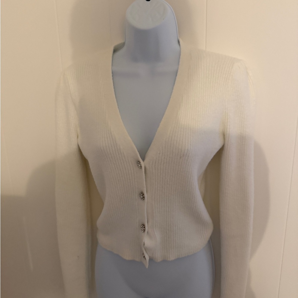 Zara Off-White Ribbed Cardigan